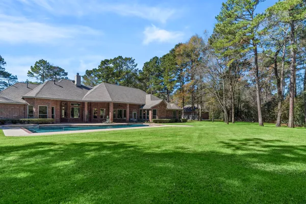 $1,795,000 | 11302 Lake Forest Drive, Conroe, TX 77384