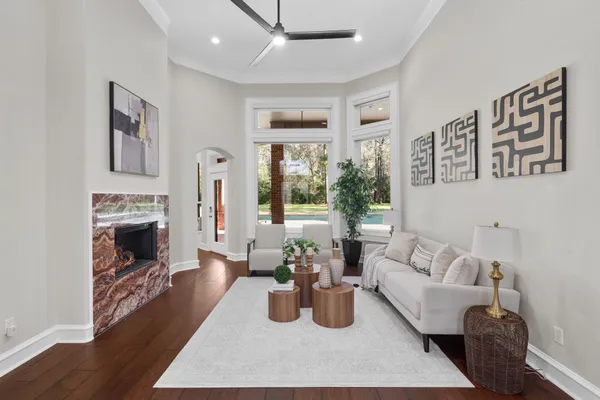 $1,795,000 | 11302 Lake Forest Drive, Conroe, TX 77384