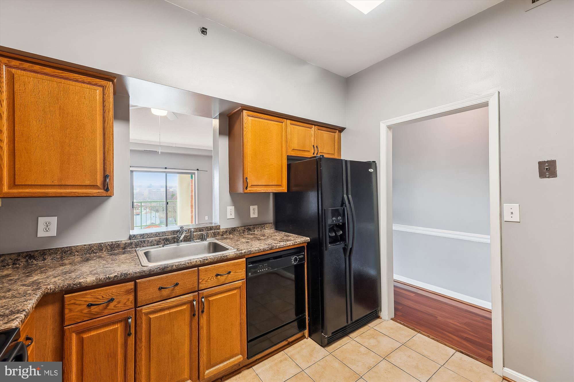 505 East Braddock Road, Unit 704 Alexandria, VA 22314 - Photo 14 of 25