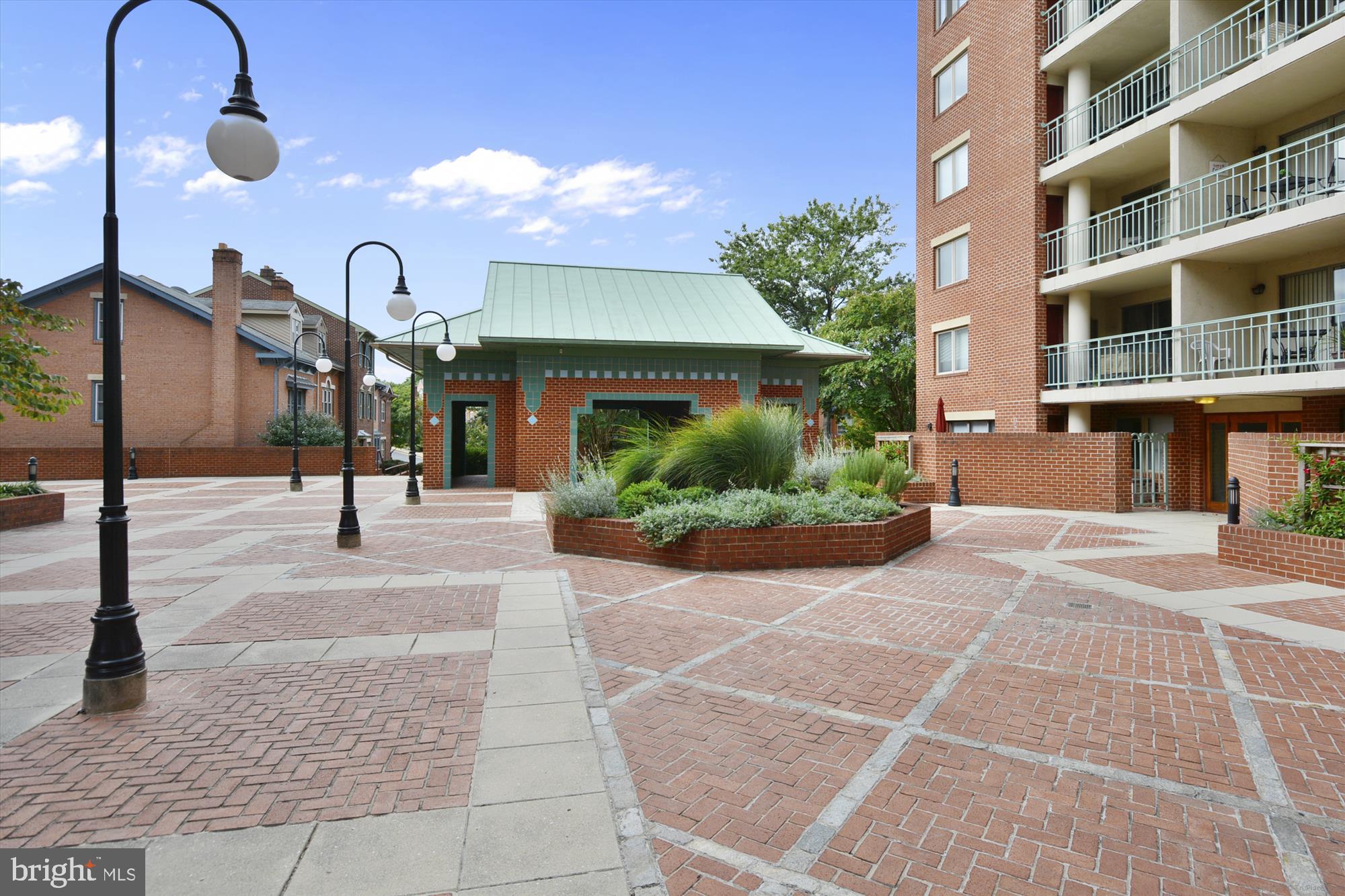 505 East Braddock Road, Unit 704 Alexandria, VA 22314 - Photo 17 of 25