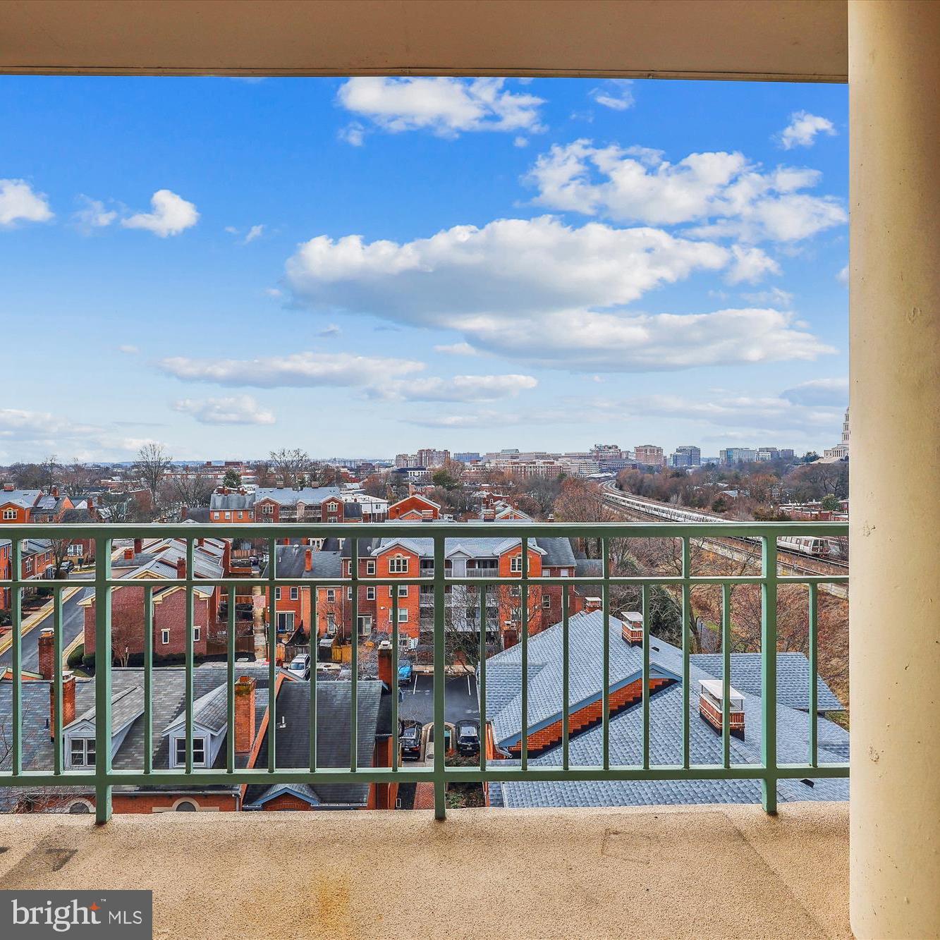 505 East Braddock Road, Unit 704 Alexandria, VA 22314 - Photo 3 of 25