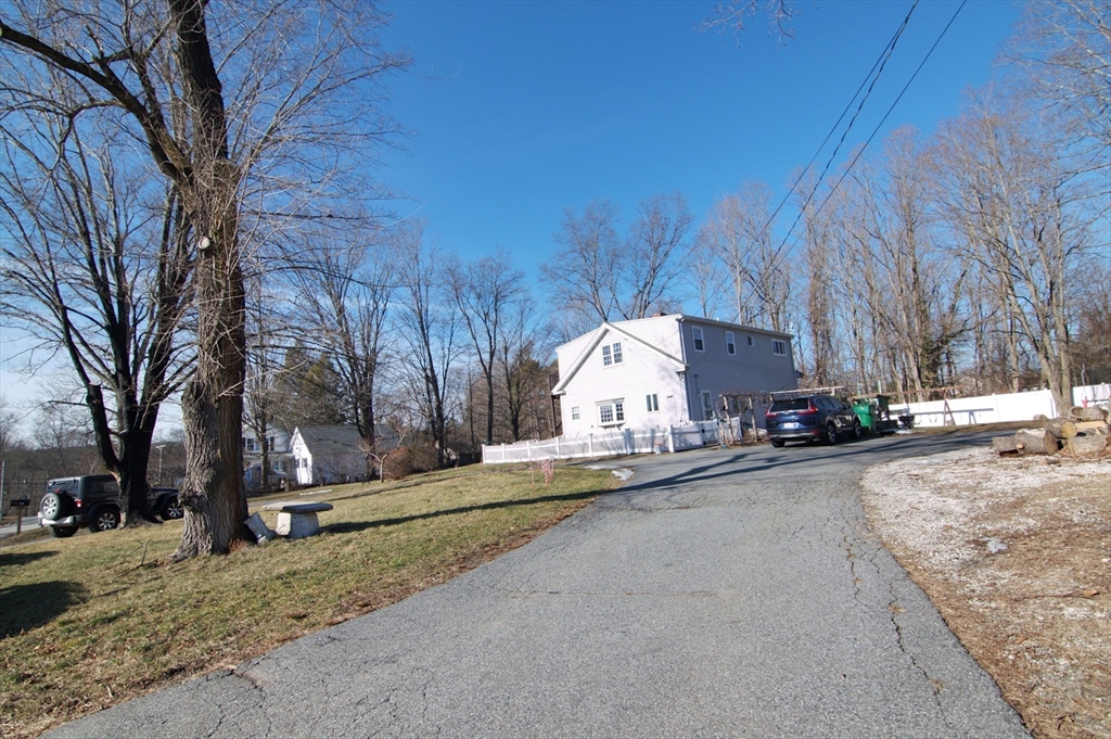 244 Crosby Road Berlin, MA 01503 - Photo 2 of 24