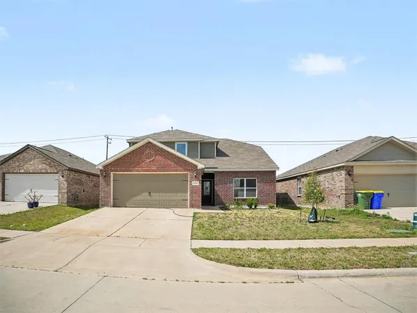 $315,000 | 336 Condie Russell Avenue, Venus, TX 76084