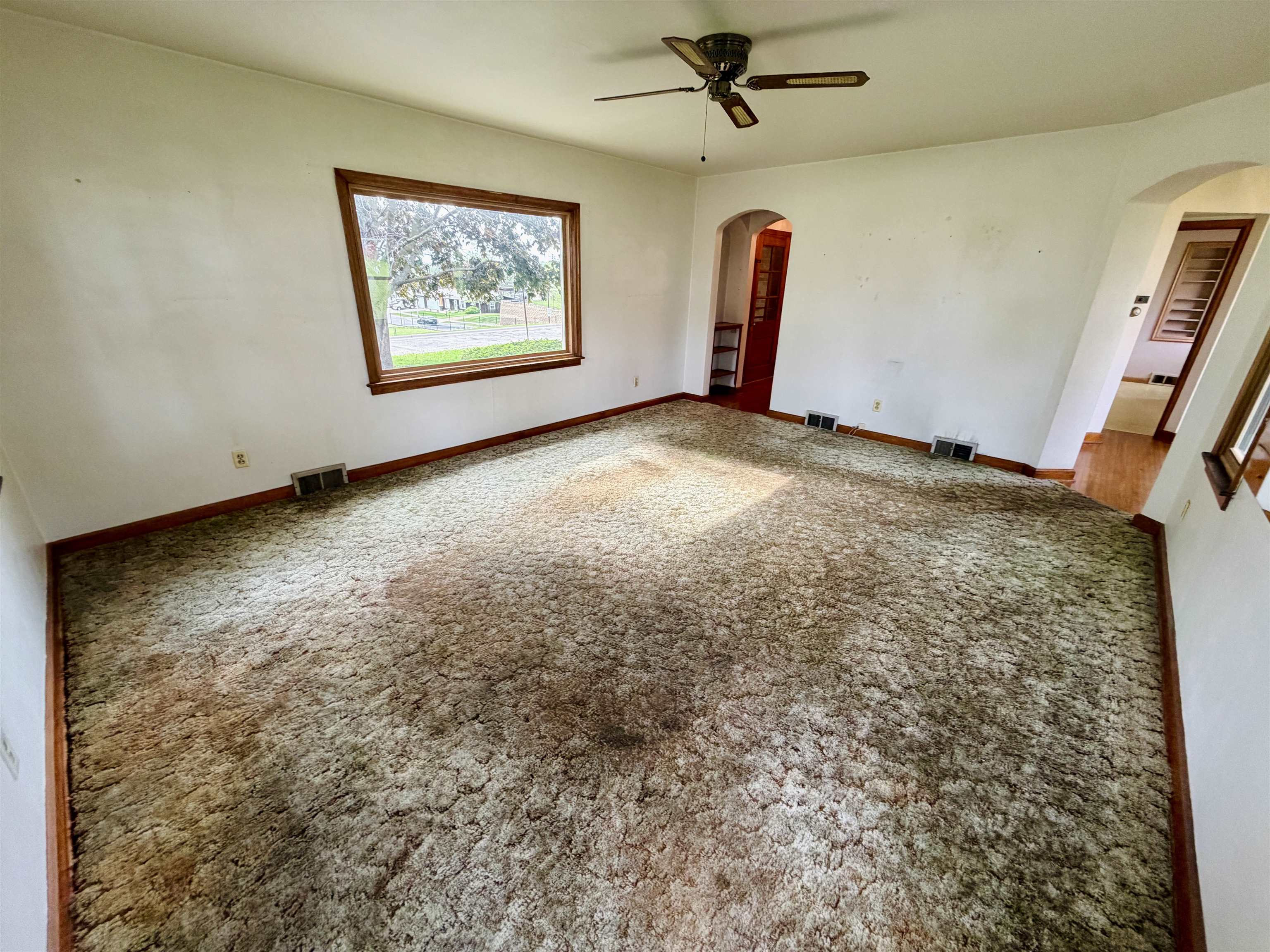 820 9th Avenue Monroe, WI 53566 - Photo 11 of 33