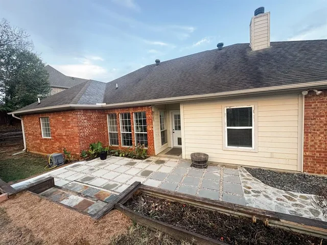 $2,500 | 802 John Thomas Drive, Keene, TX 76059