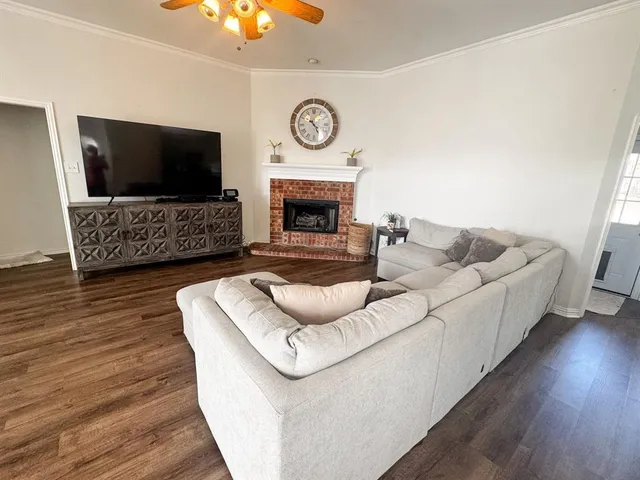 $2,500 | 802 John Thomas Drive, Keene, TX 76059