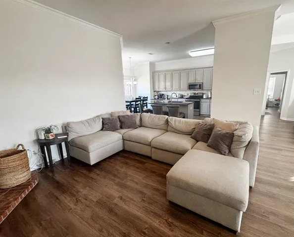 $2,500 | 802 John Thomas Drive, Keene, TX 76059