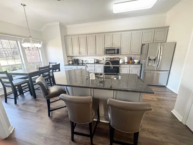 $2,500 | 802 John Thomas Drive, Keene, TX 76059