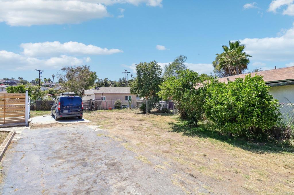 133 Natal Way Vista, CA 92083 - Photo 19 of 24