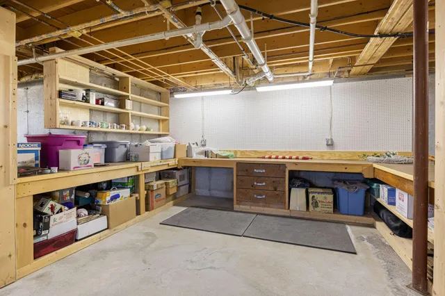 $575,000 | 199 Stagecoach Road, Parsonsfield, ME 04047