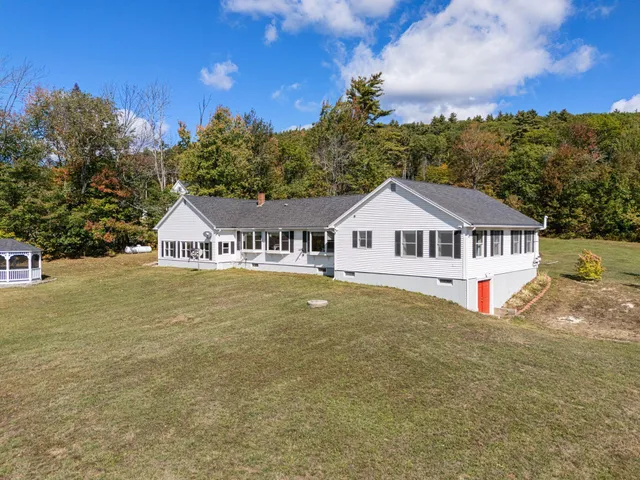 $575,000 | 199 Stagecoach Road, Parsonsfield, ME 04047