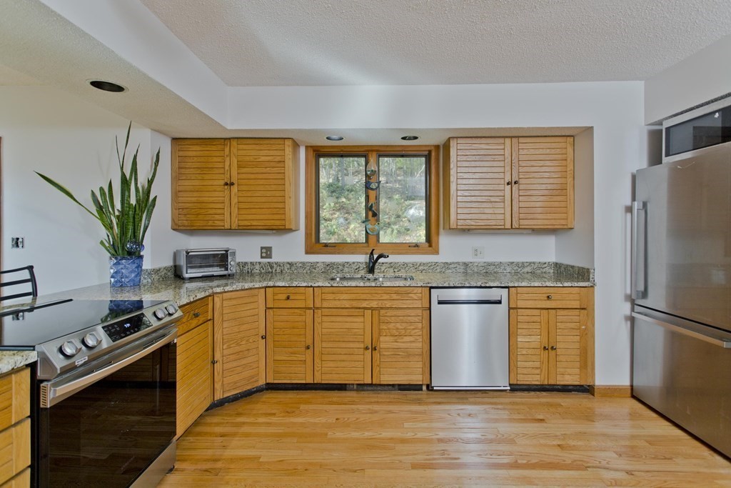 288 Chesterfield Road Westhampton, MA 01027 - Photo 13 of 40