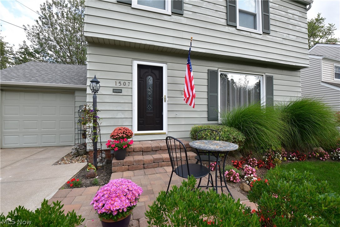 1507 Edgefield Road Lyndhurst, OH 44124 - Photo 33 of 35