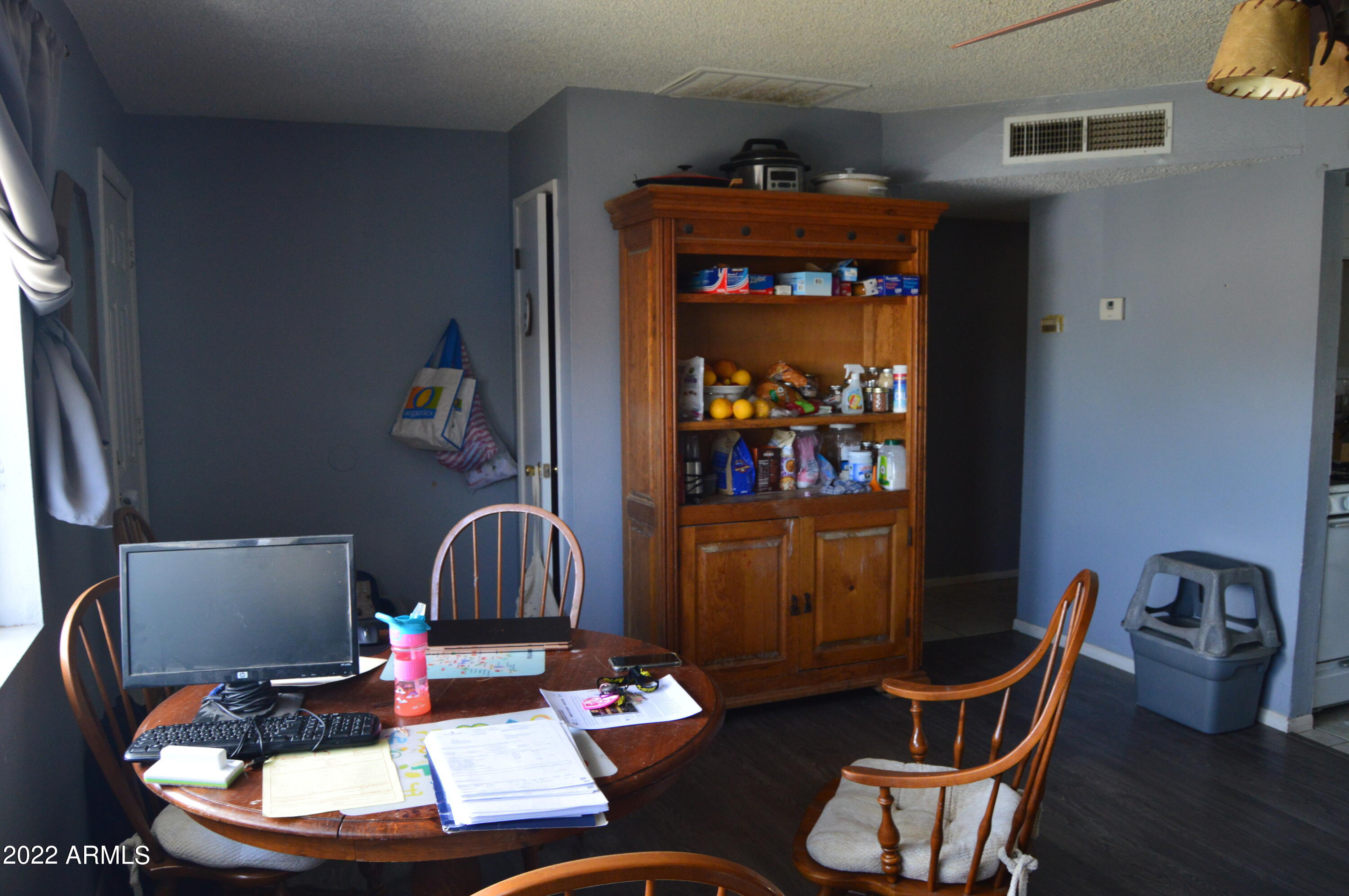 444 North Mountain Road Mesa, AZ 85207 - Photo 4 of 20 DSC_0006