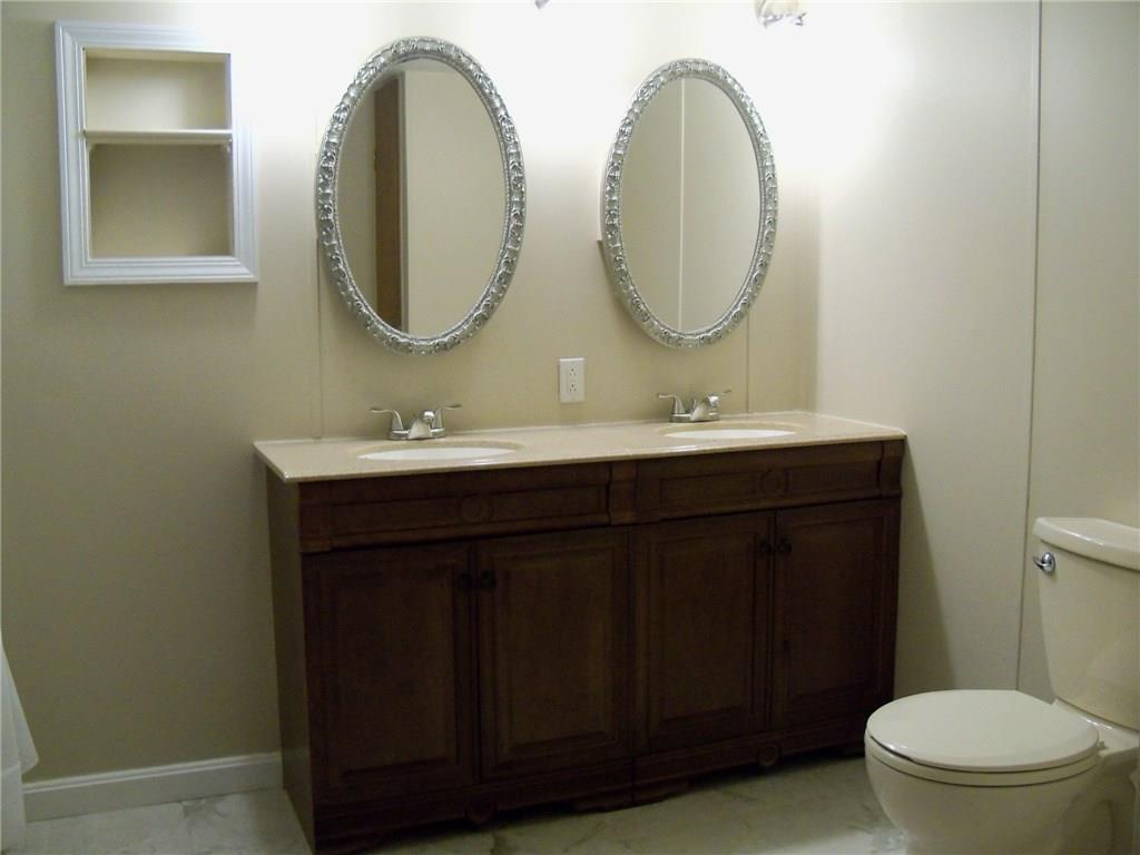 3920 A Ridge Road Aliquippa, PA 15001 - Photo 12 of 25 Updated Mast Bath
