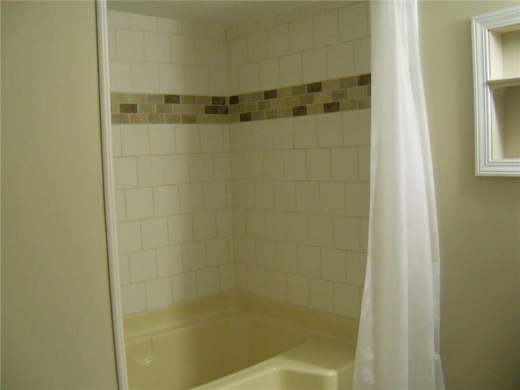 3920 A Ridge Road Aliquippa, PA 15001 - Photo 13 of 25 Updated Master Bath that has a Garden Tub for relaxing after a long day