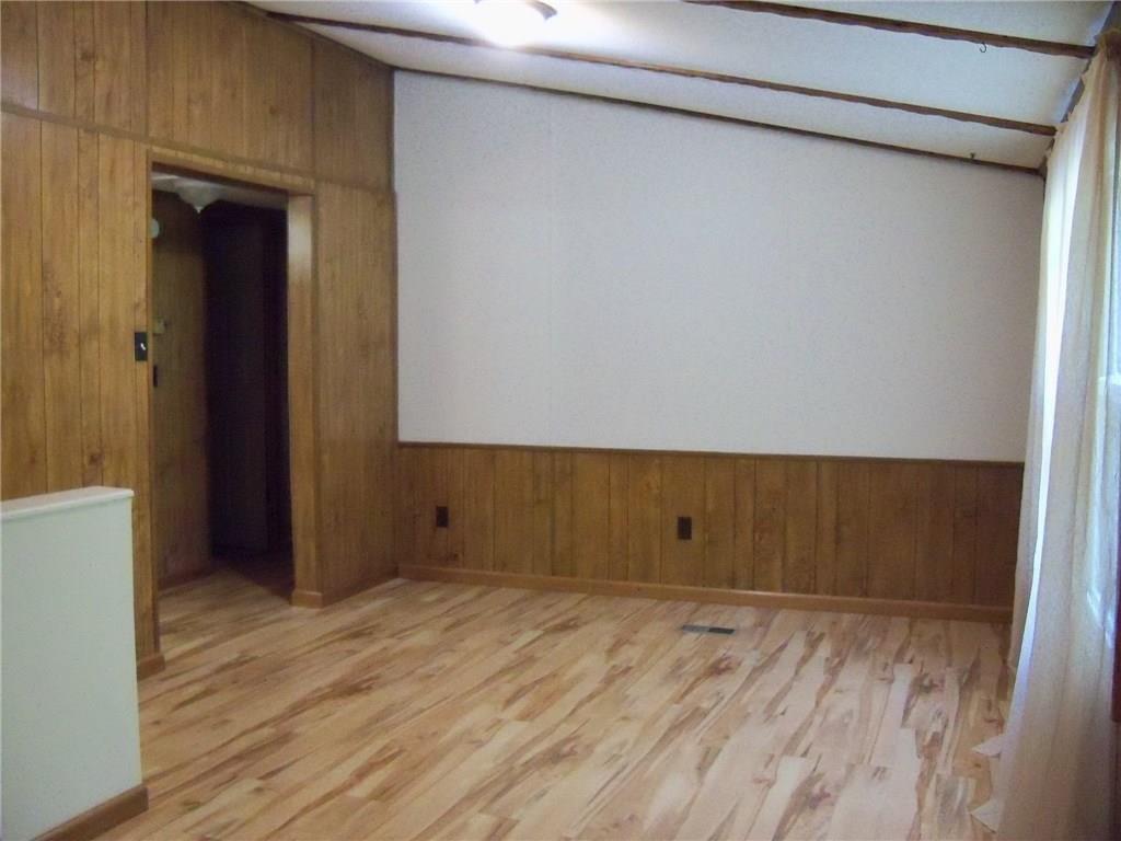 3920 A Ridge Road Aliquippa, PA 15001 - Photo 4 of 25 Living room great in size and new flooring