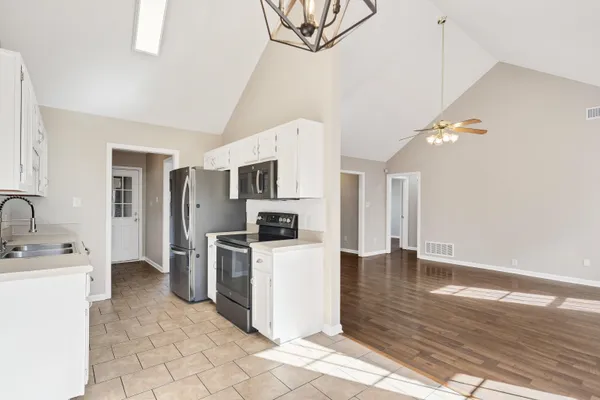$2,250 | 7775 Shadow Elm Lane, Bartlett, TN 38002