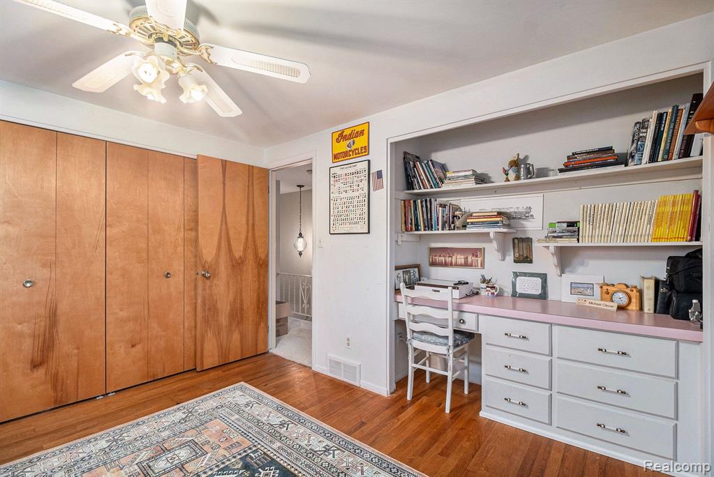 1129 Dolliver Street Rochester Hills, MI 48306 - Photo 25 of 48