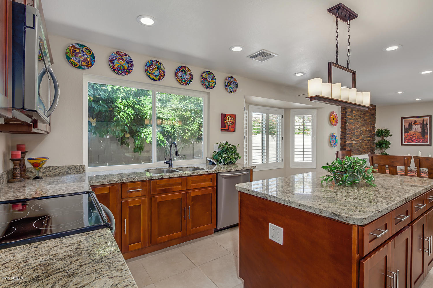 4720 East Redfield Road Phoenix, AZ 85032 - Photo 2 of 2 Kitchen