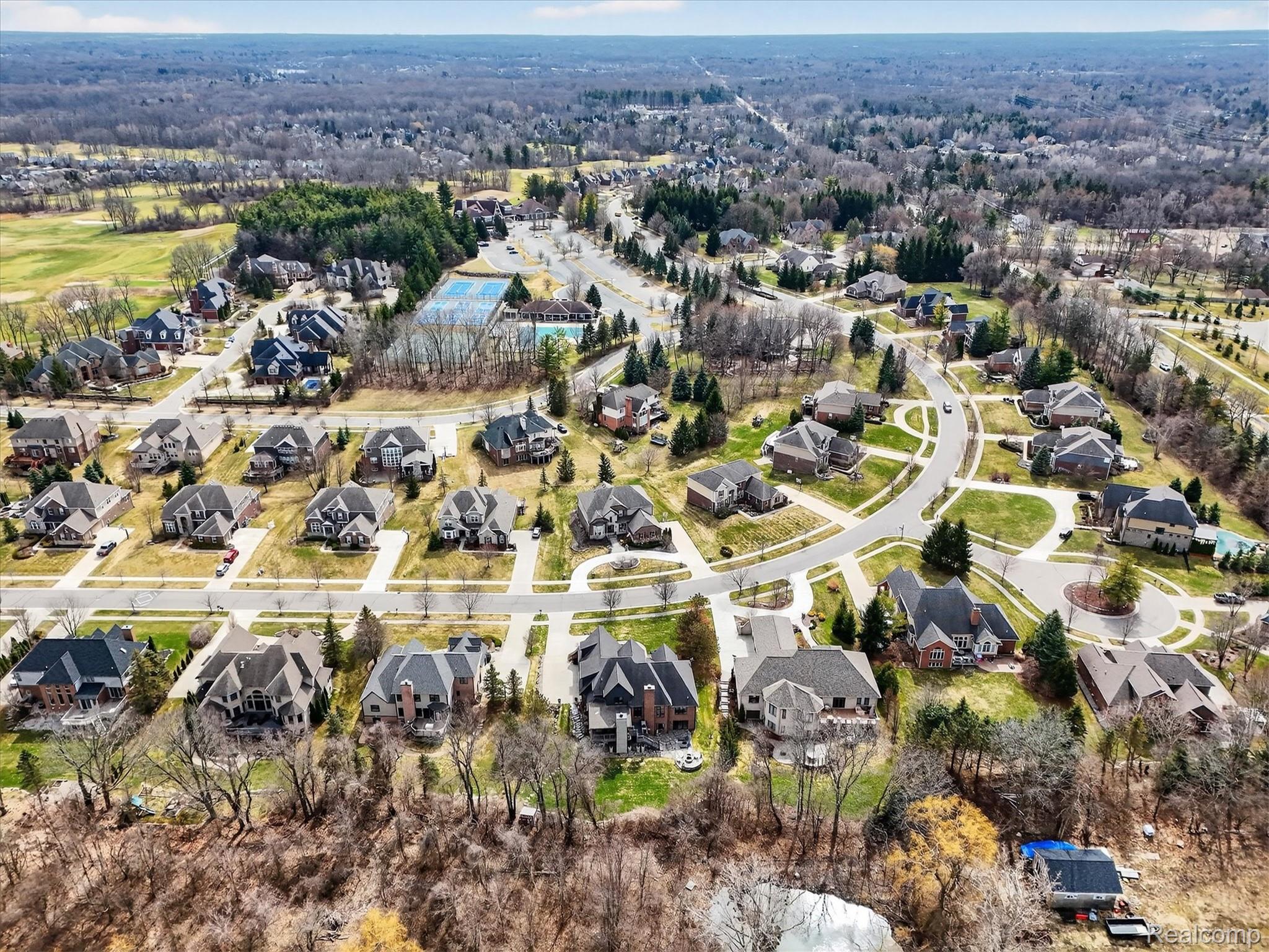 6932 Oakhurst Ridge Road Clarkston, MI 48348 - Photo 73 of 78 Aerial view of residential area