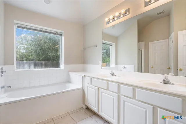 $265,000 | 450 Walnut Heights Boulevard, New Braunfels, TX 78130