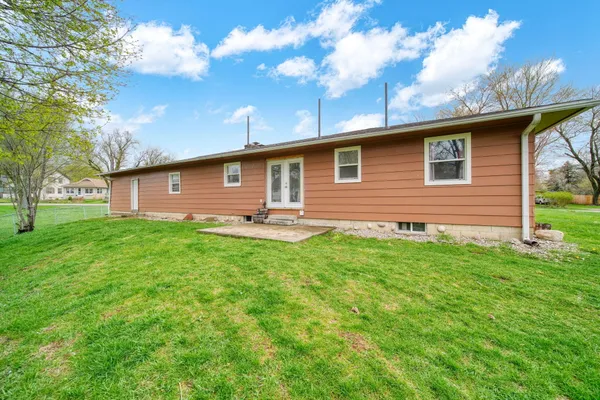 $190,499 | 220 Meadow Lane, Jackson, MI 49203