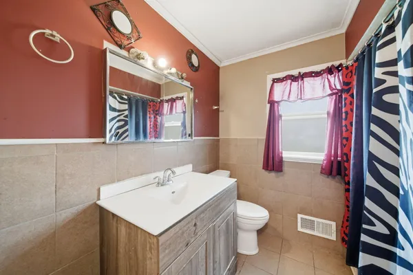 $190,499 | 220 Meadow Lane, Jackson, MI 49203