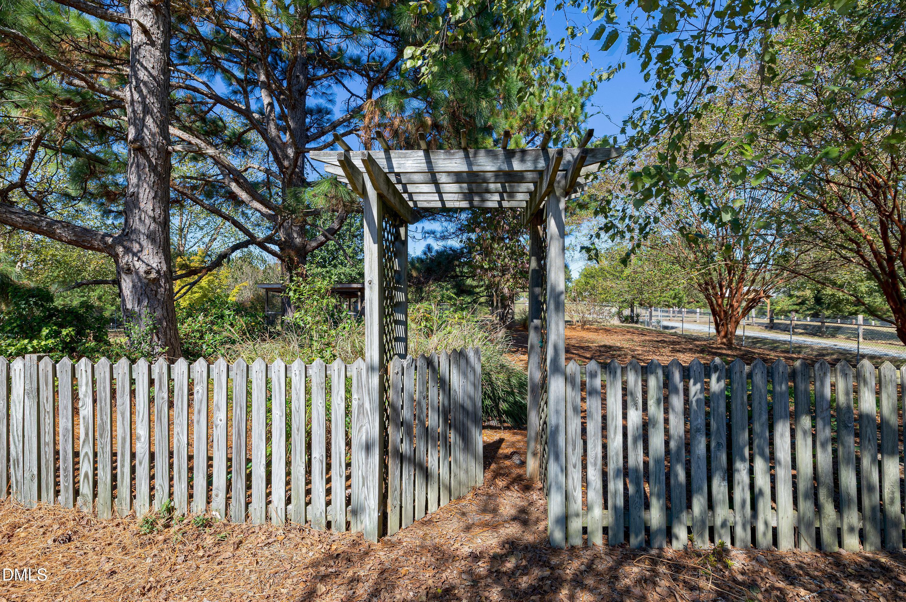 5706 Cheek Road Durham, NC 27704 - Photo 59 of 70 Scene-47