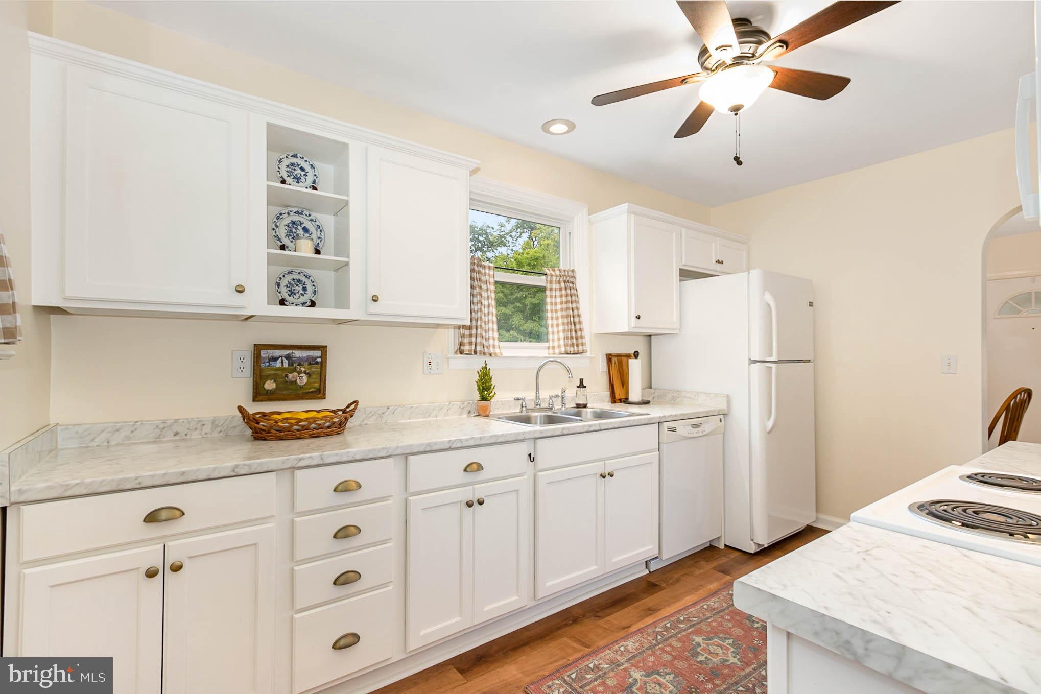 5148 Ridgeview Drive Harrisburg, PA 17112 - Photo 8 of 25 Gallery Image 8