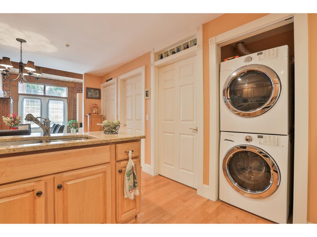 7 Chester Road, Unit 105 Derry, NH 03038 - Photo 16 of 24