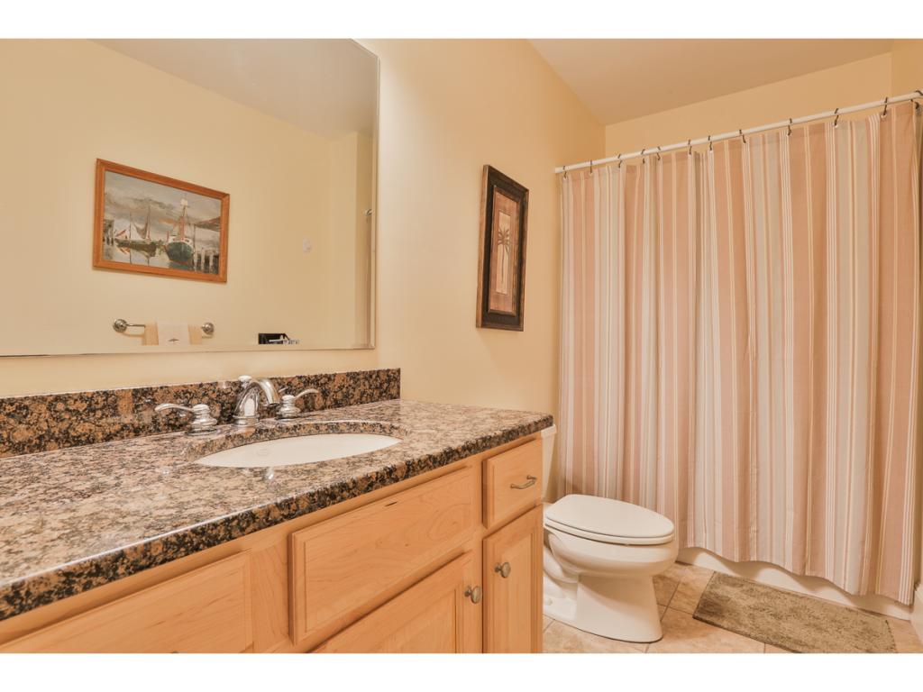 7 Chester Road, Unit 105 Derry, NH 03038 - Photo 21 of 24