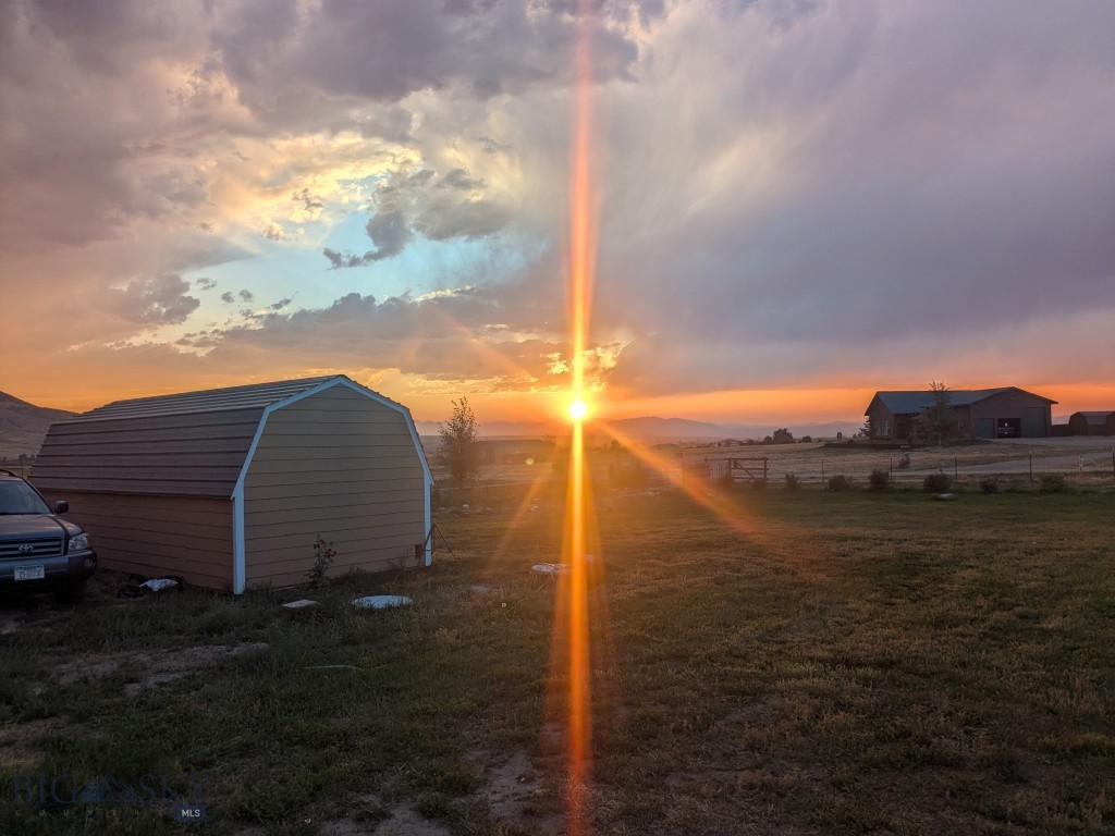 30 Mountain View Road Sheridan, MT 59749 - Photo 3 of 78 Sunrise