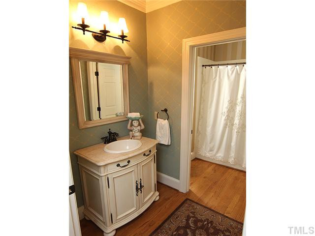 1412 Paumier Court Raleigh, NC 27615 - Photo 18 of 25 Bathroom