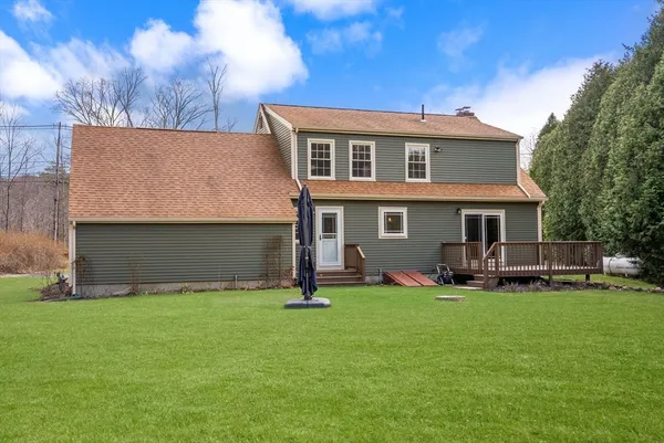 $519,000 | 55 Brookfield Road, Brimfield, MA 01010
