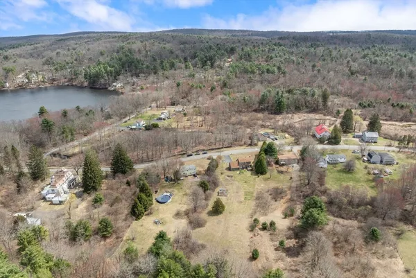 $519,000 | 55 Brookfield Road, Brimfield, MA 01010
