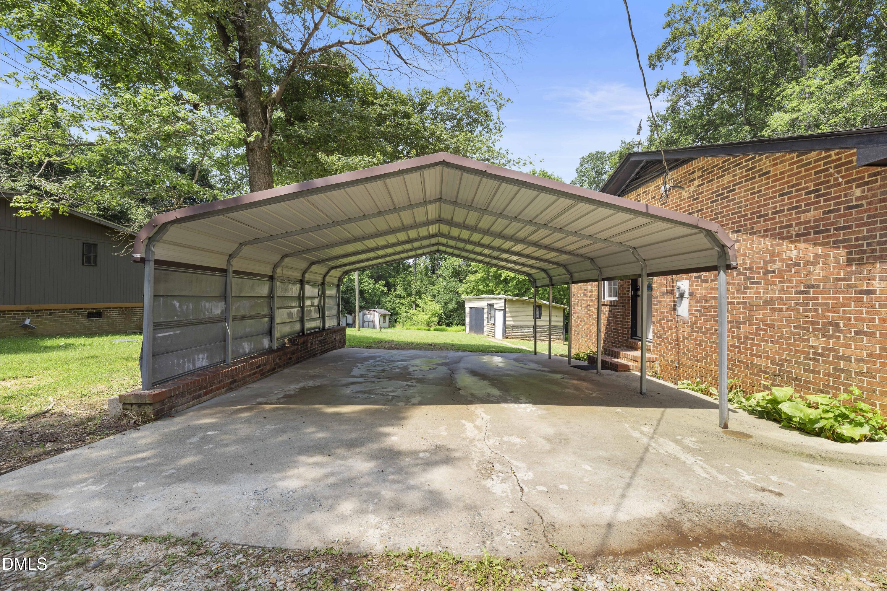 437 Woodsdale Road Roxboro, NC 27573 - Photo 11 of 32