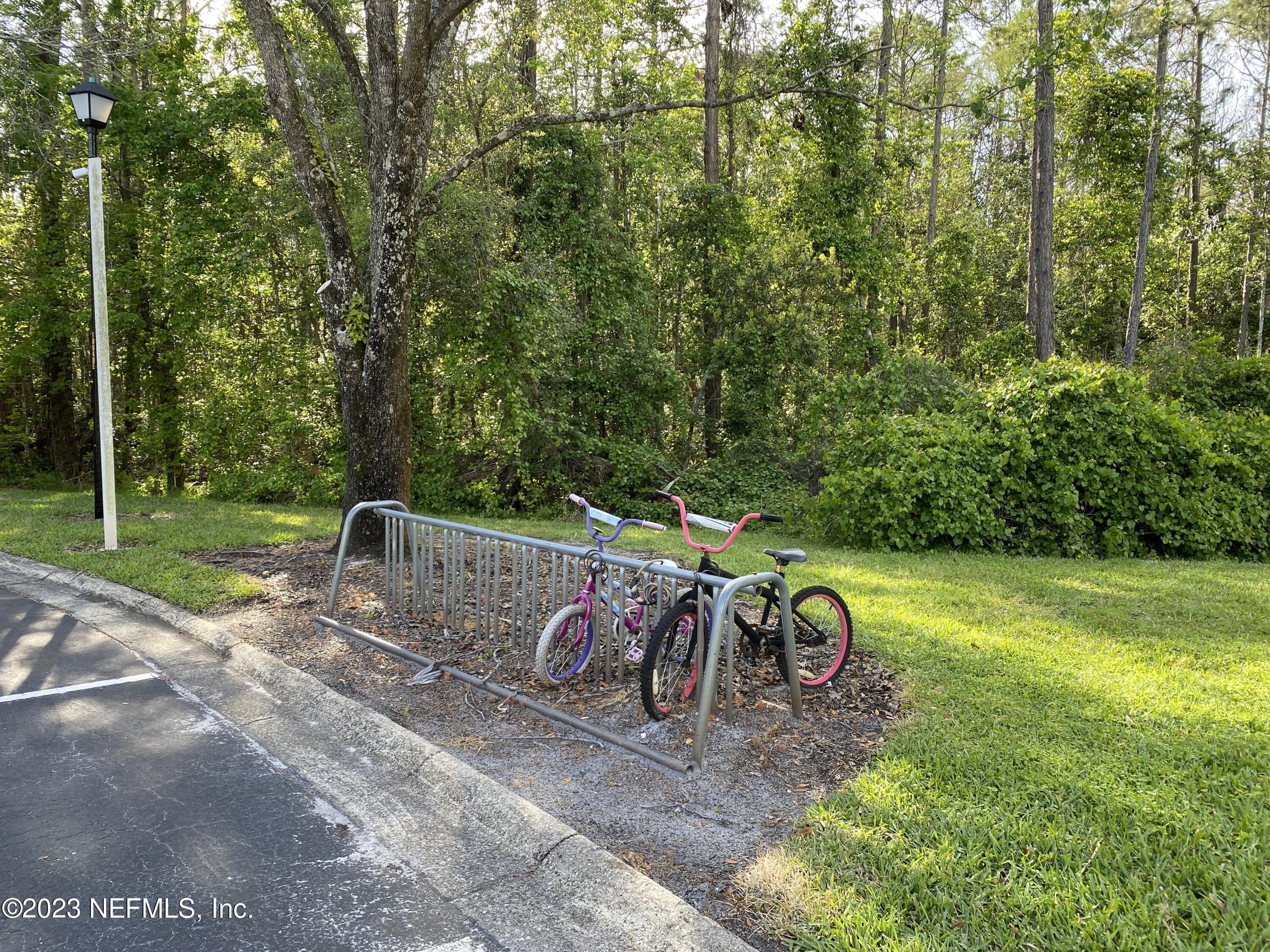10550 Baymeadows Road, Unit 917 Jacksonville, FL 32256 - Photo 26 of 30 BikeParkingHEIC