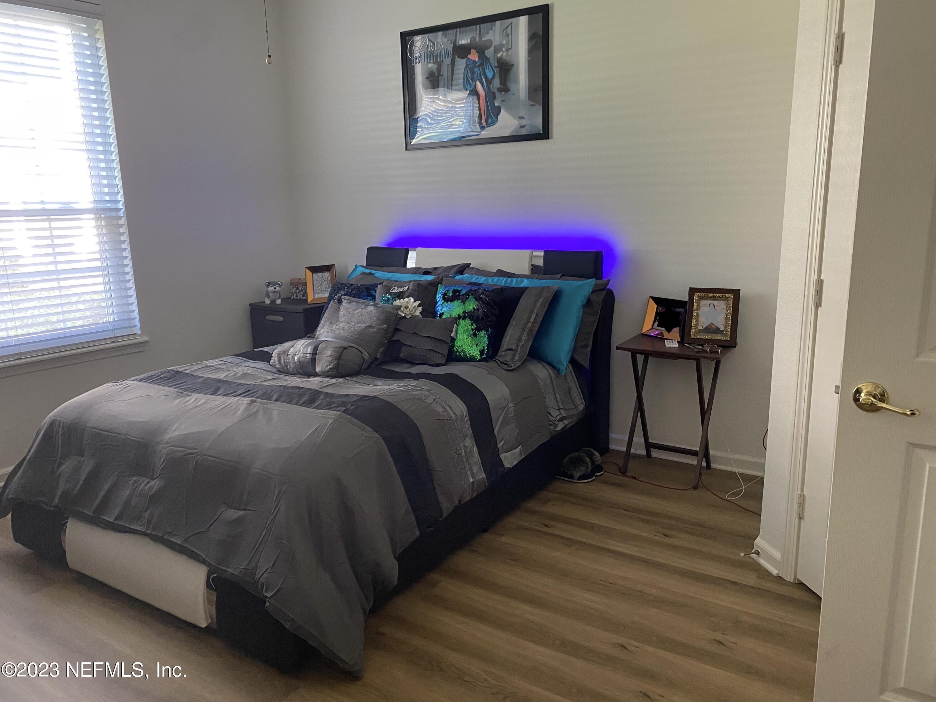 10550 Baymeadows Road, Unit 917 Jacksonville, FL 32256 - Photo 8 of 30 Masterbedroom