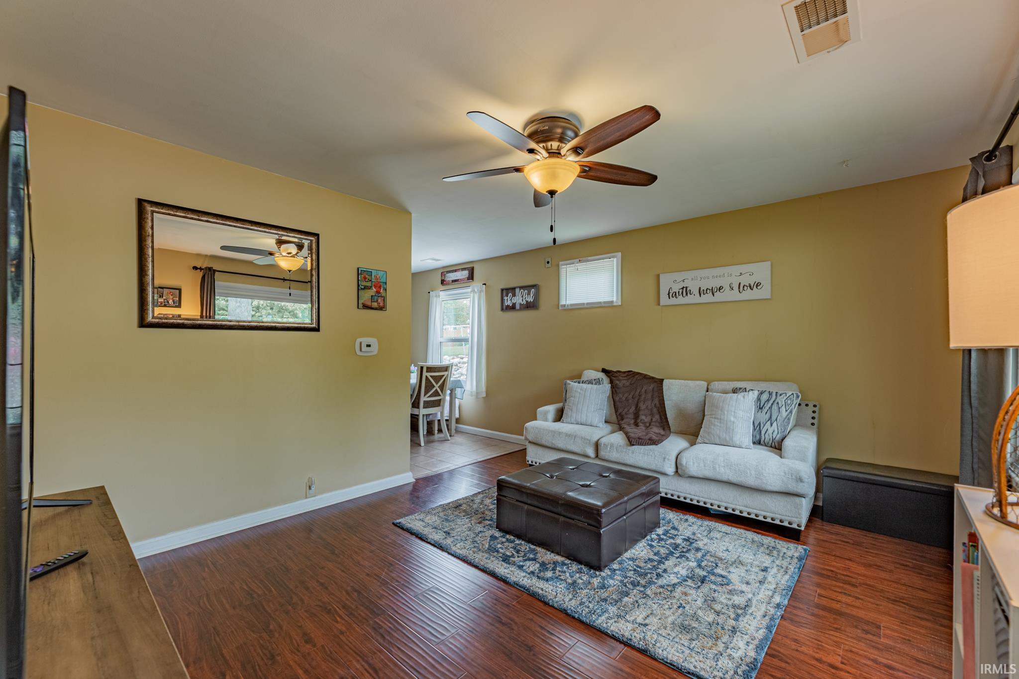 4108 Meadowridge Road Evansville, IN 47710 - Photo 4 of 23 Gallery Image 4