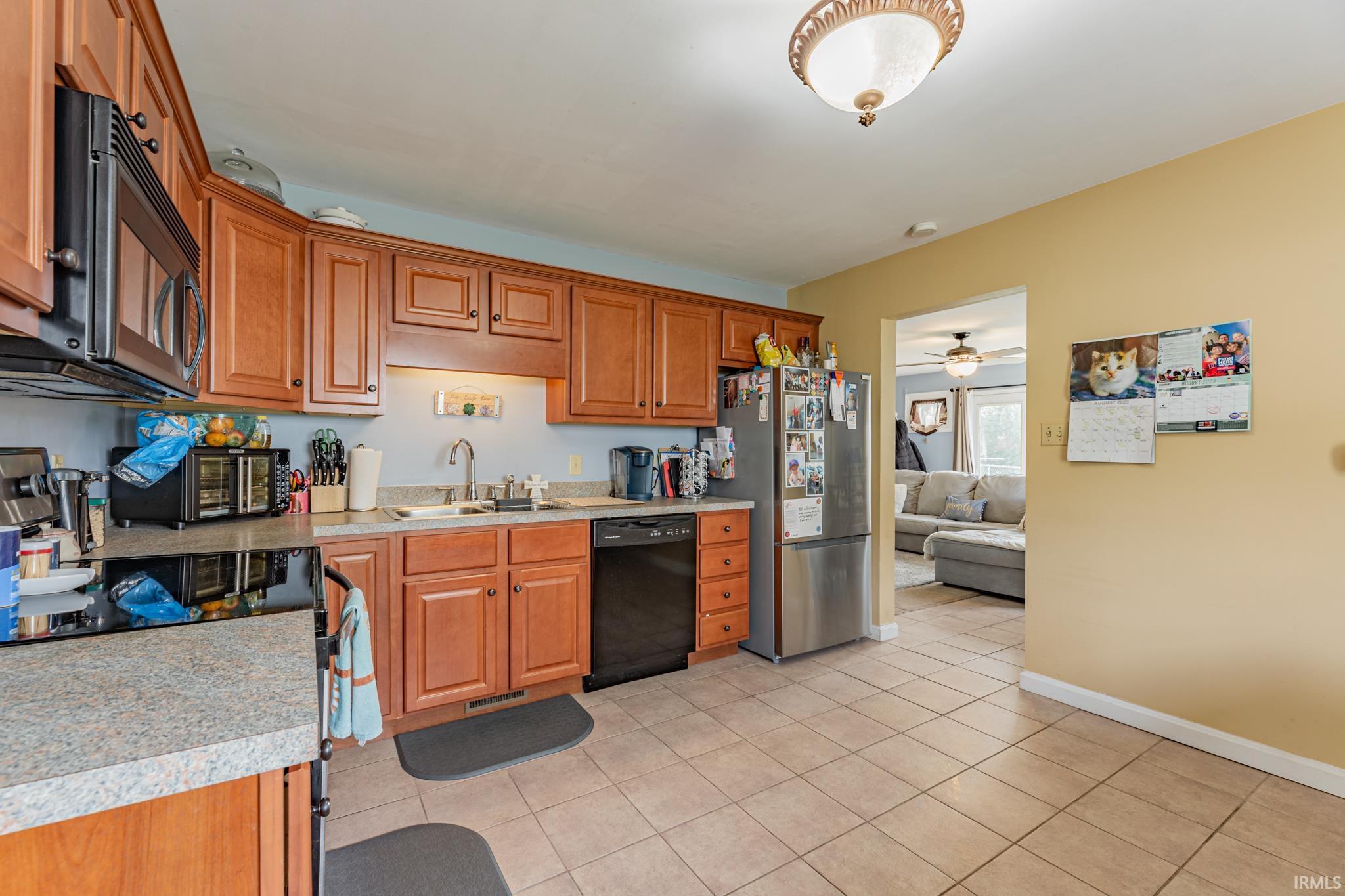 4108 Meadowridge Road Evansville, IN 47710 - Photo 8 of 23 Gallery Image 8