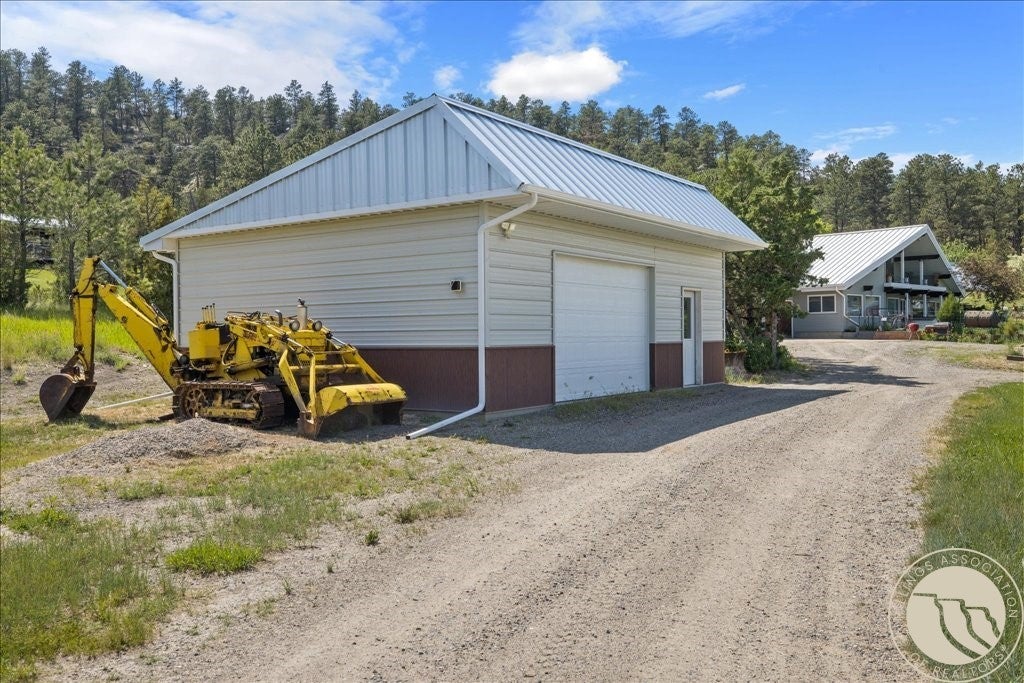 369 Border Road Roundup, MT 59072 - Photo 21 of 49 Gallery Image 21