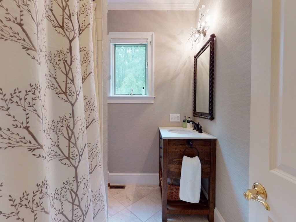 167 Fox Run Road Bolton, MA 01740 - Photo 16 of 42