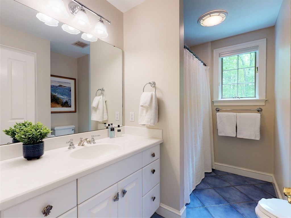 167 Fox Run Road Bolton, MA 01740 - Photo 24 of 42