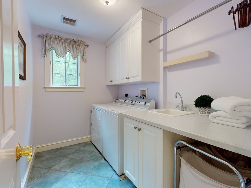 167 Fox Run Road Bolton, MA 01740 - Photo 31 of 42