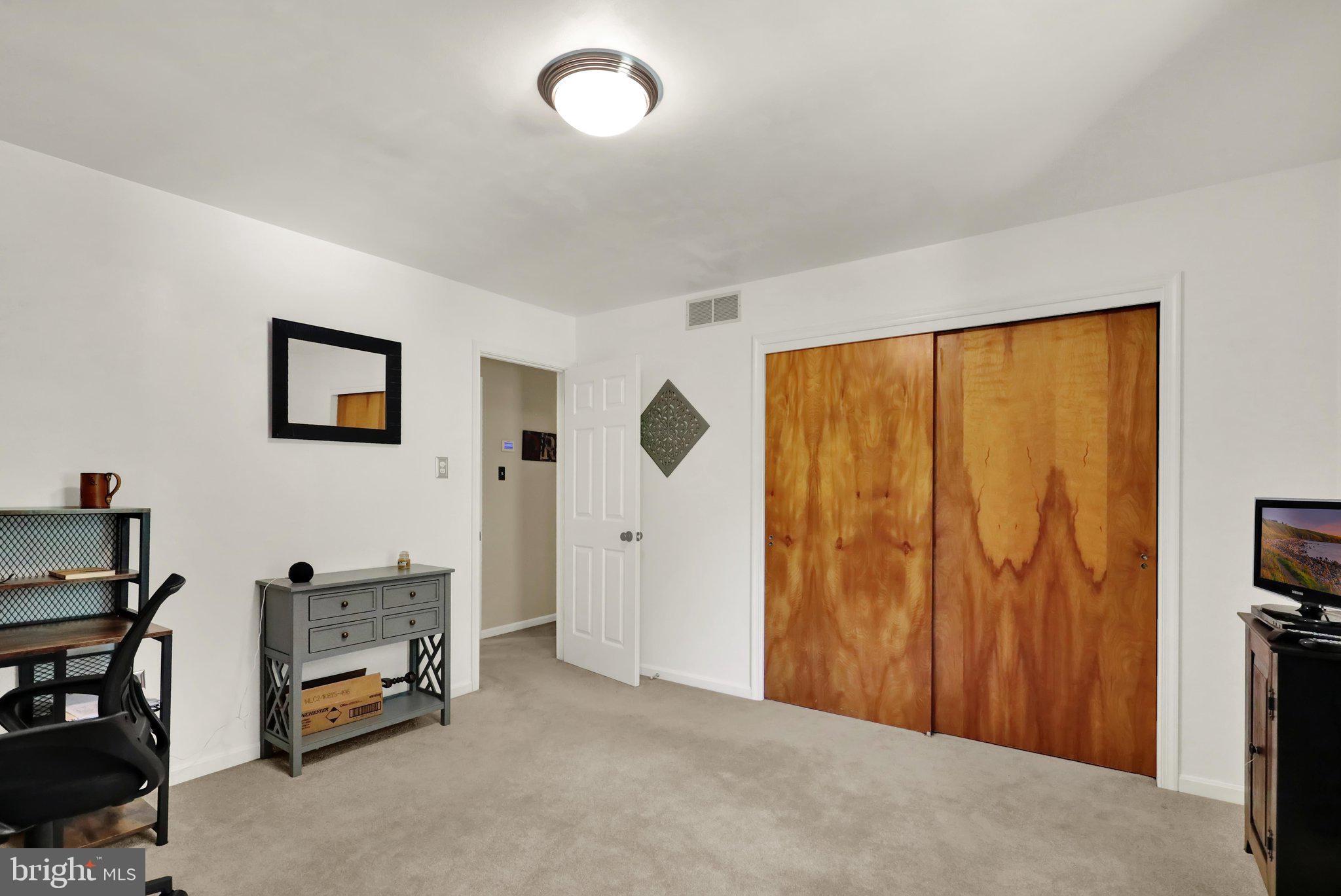 237 New Castle Drive Reading, PA 19607 - Photo 30 of 42 360_9167