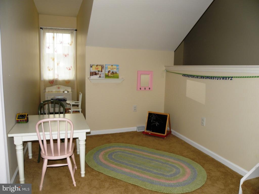 236 North Oak Street Lititz, PA 17543 - Photo 12 of 25