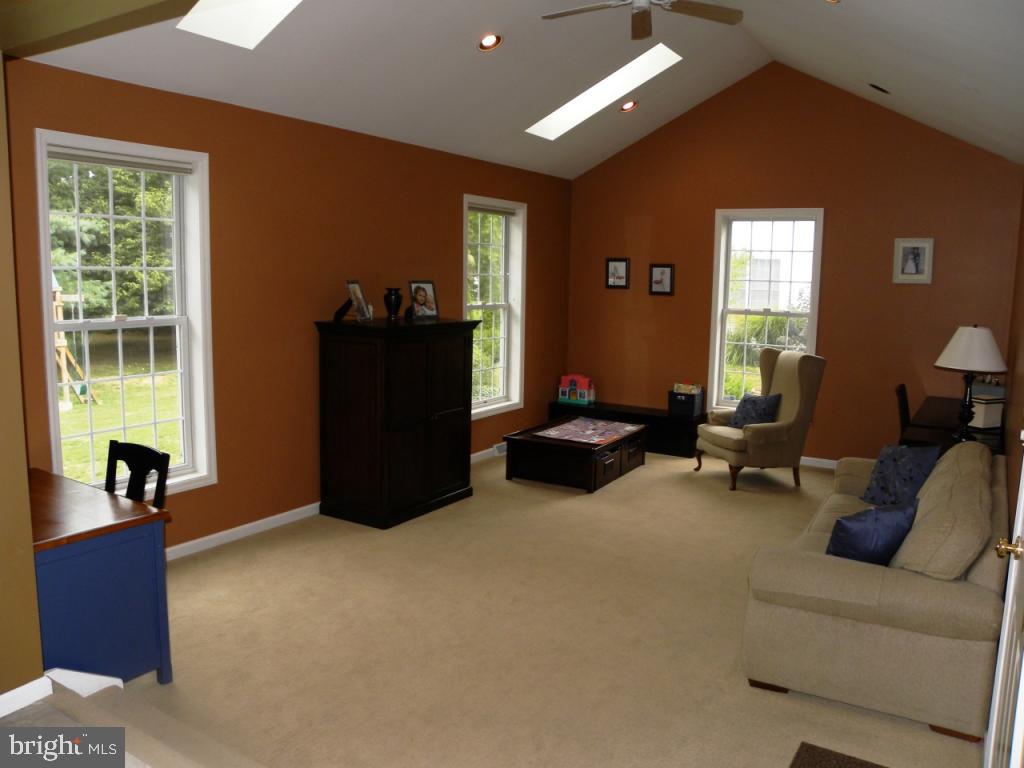 236 North Oak Street Lititz, PA 17543 - Photo 10 of 25