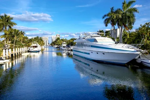 $515,000 | 1701 Marina Isle Way, Unit 202, Jupiter, FL 33477