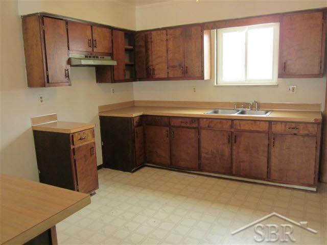 265 Adams Road Saginaw, MI 48609 - Photo 1 of 8 20035989.JPG